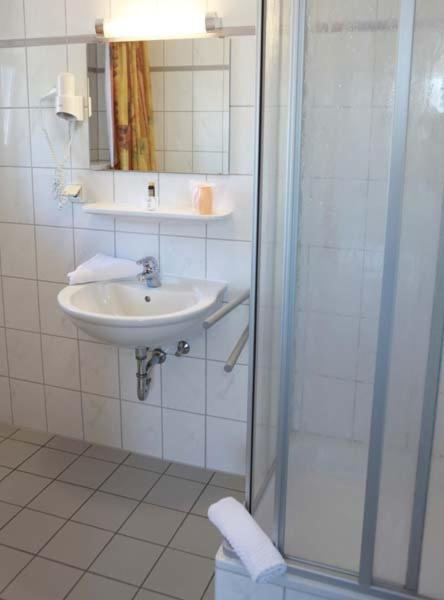 Hotel Wetterau - Self-Check-In Wölfersheim Zewnętrze zdjęcie