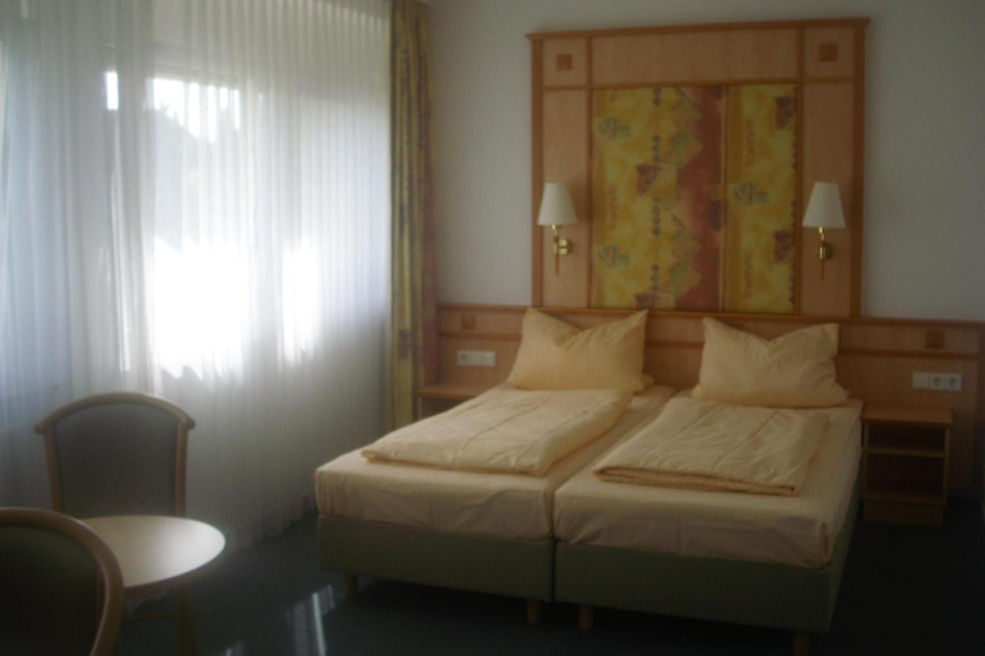 Hotel Wetterau - Self-Check-In Wölfersheim Zewnętrze zdjęcie