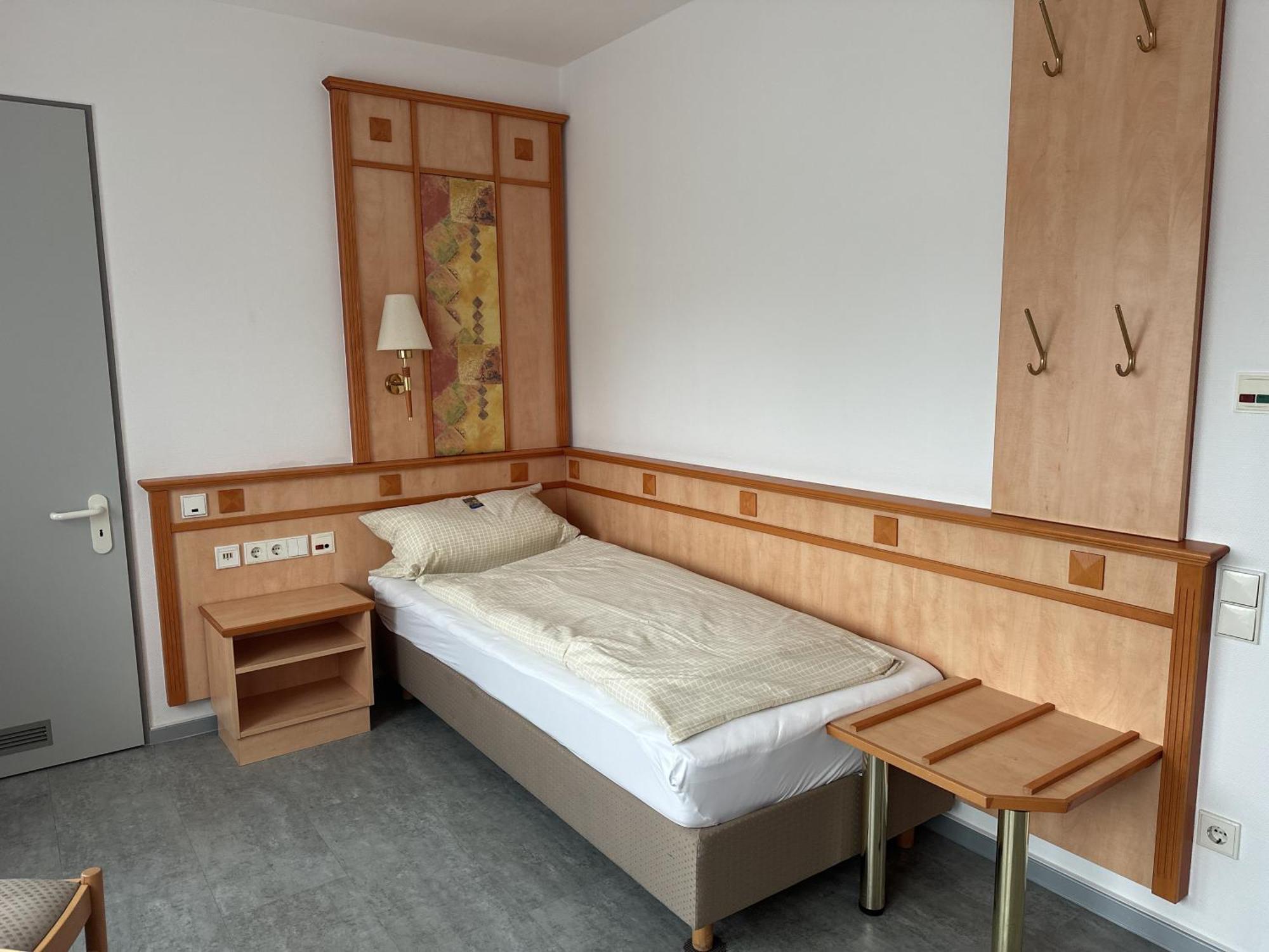 Hotel Wetterau - Self-Check-In Wölfersheim Zewnętrze zdjęcie