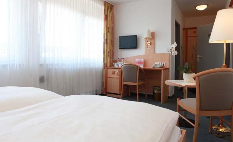 Hotel Wetterau - Self-Check-In Wölfersheim Pokój zdjęcie