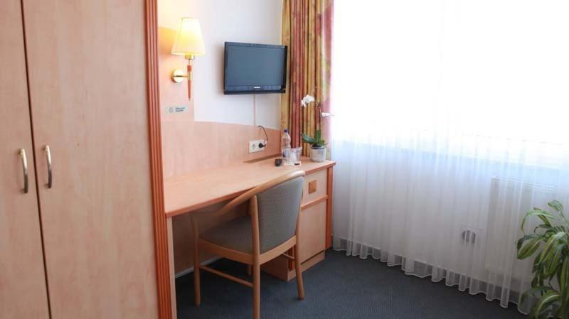 Hotel Wetterau - Self-Check-In Wölfersheim Pokój zdjęcie