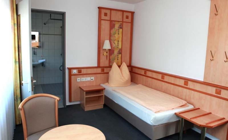 Hotel Wetterau - Self-Check-In Wölfersheim Zewnętrze zdjęcie